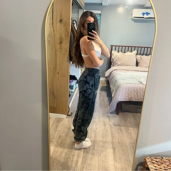 Nike Black Patterned Joggers - Picture 6 of 6